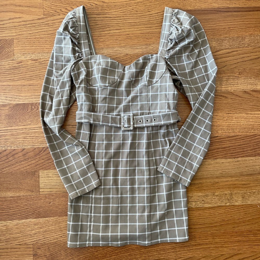 Lovers + Friends NWT Long Sleeve Dress with Belt.